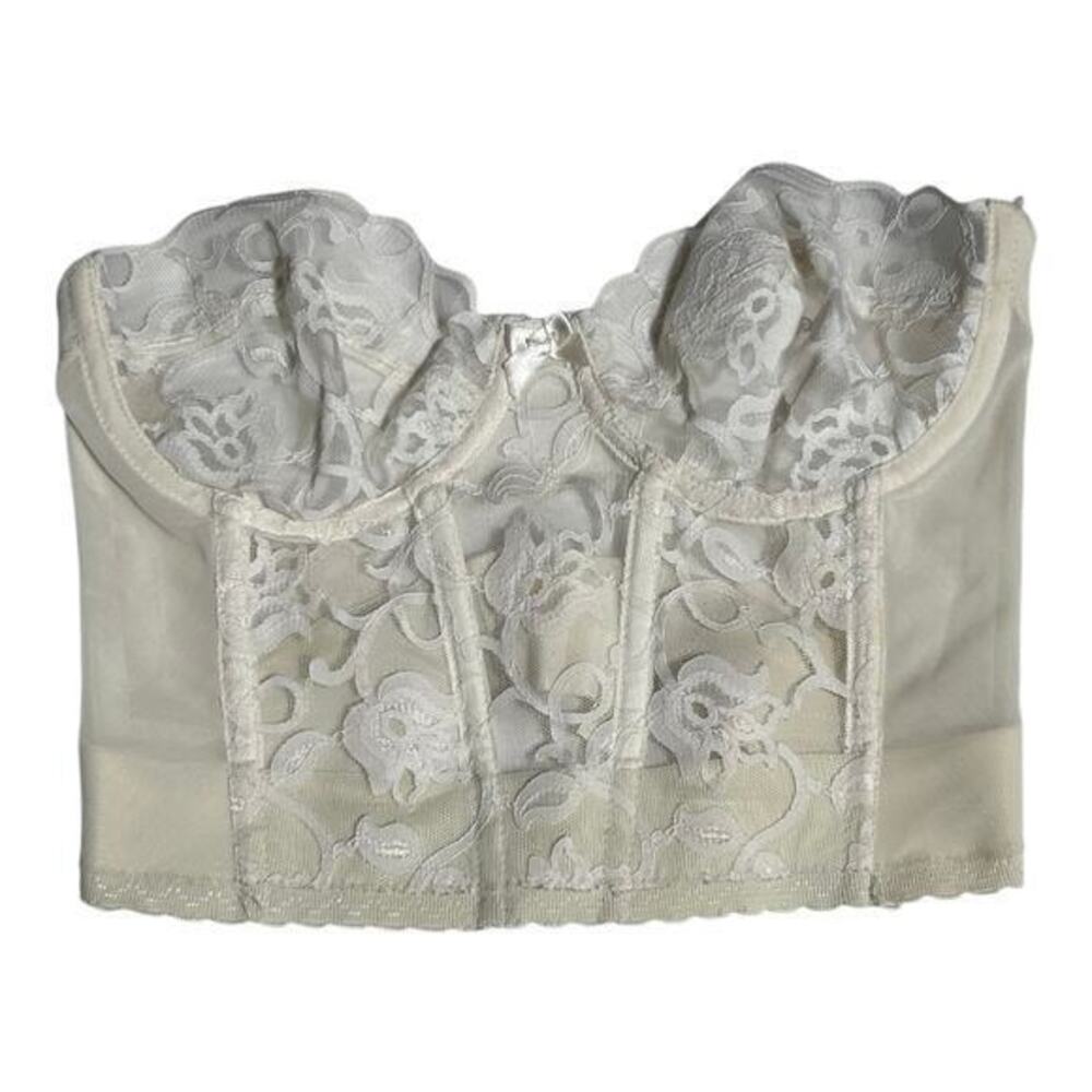 Angelcore | coquette | Vintage 80s Victoria’s Secret White Lace Bustier 34C